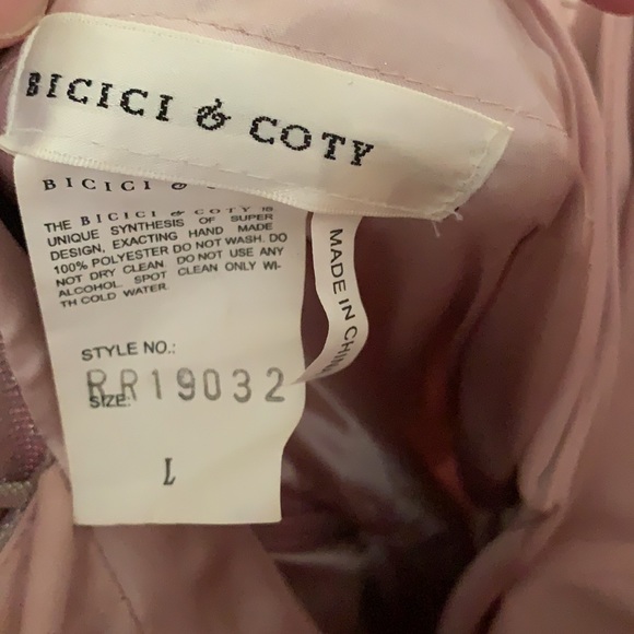 women’s strapless rose gold gown - Picture 4 of 4